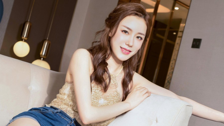 黄盈如头像
